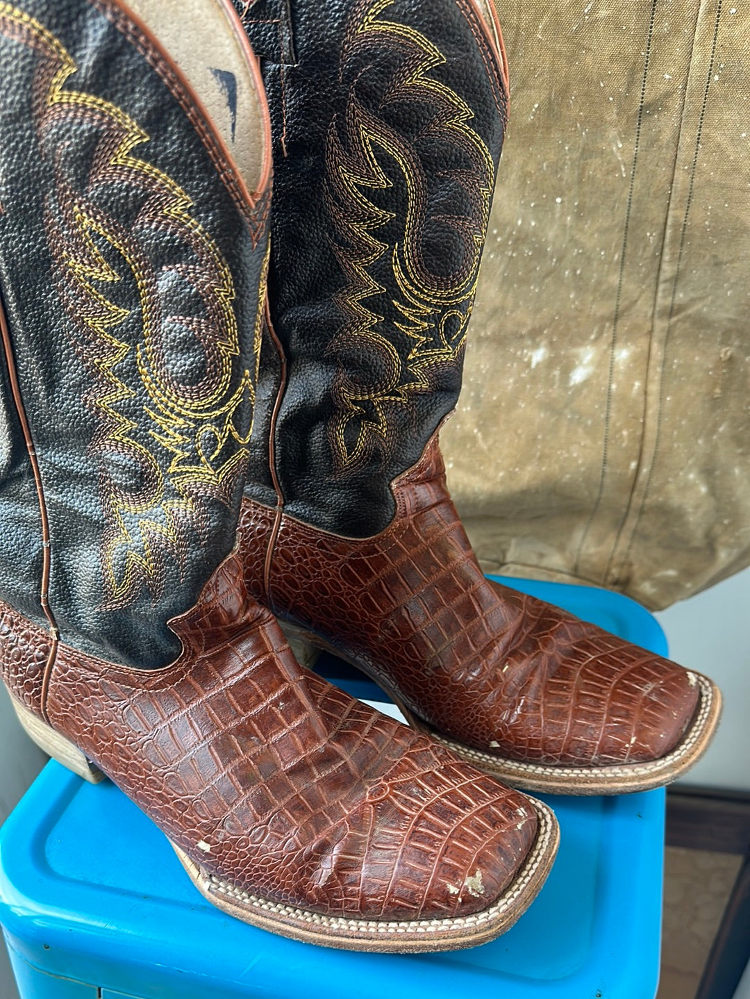 Mexico Crocodile Cowboy Boots - Size 9 M 10.5 W