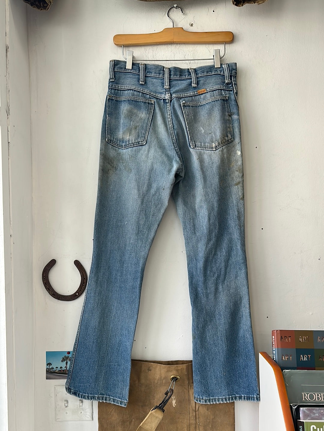 1970s Rustler 30×30