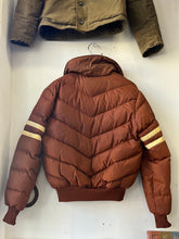 Load image into Gallery viewer, 1970s Comfy Reversible Down Jacket
