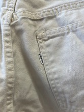 Load image into Gallery viewer, 1960s/70s Levi’s Big E White Tab
