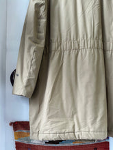Load image into Gallery viewer, 1970s Beige Winter Down Coat
