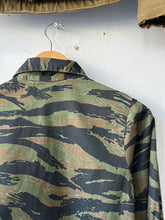 Load image into Gallery viewer, 1990s Tiger Camo Shirt
