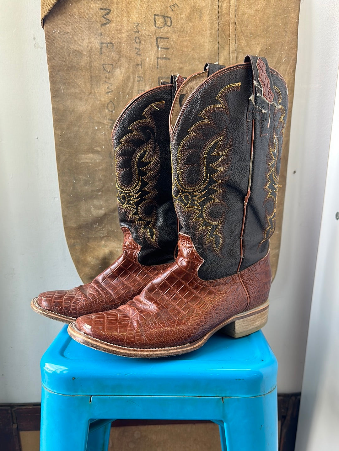 Mexico Crocodile Cowboy Boots - Size 9 M 10.5 W