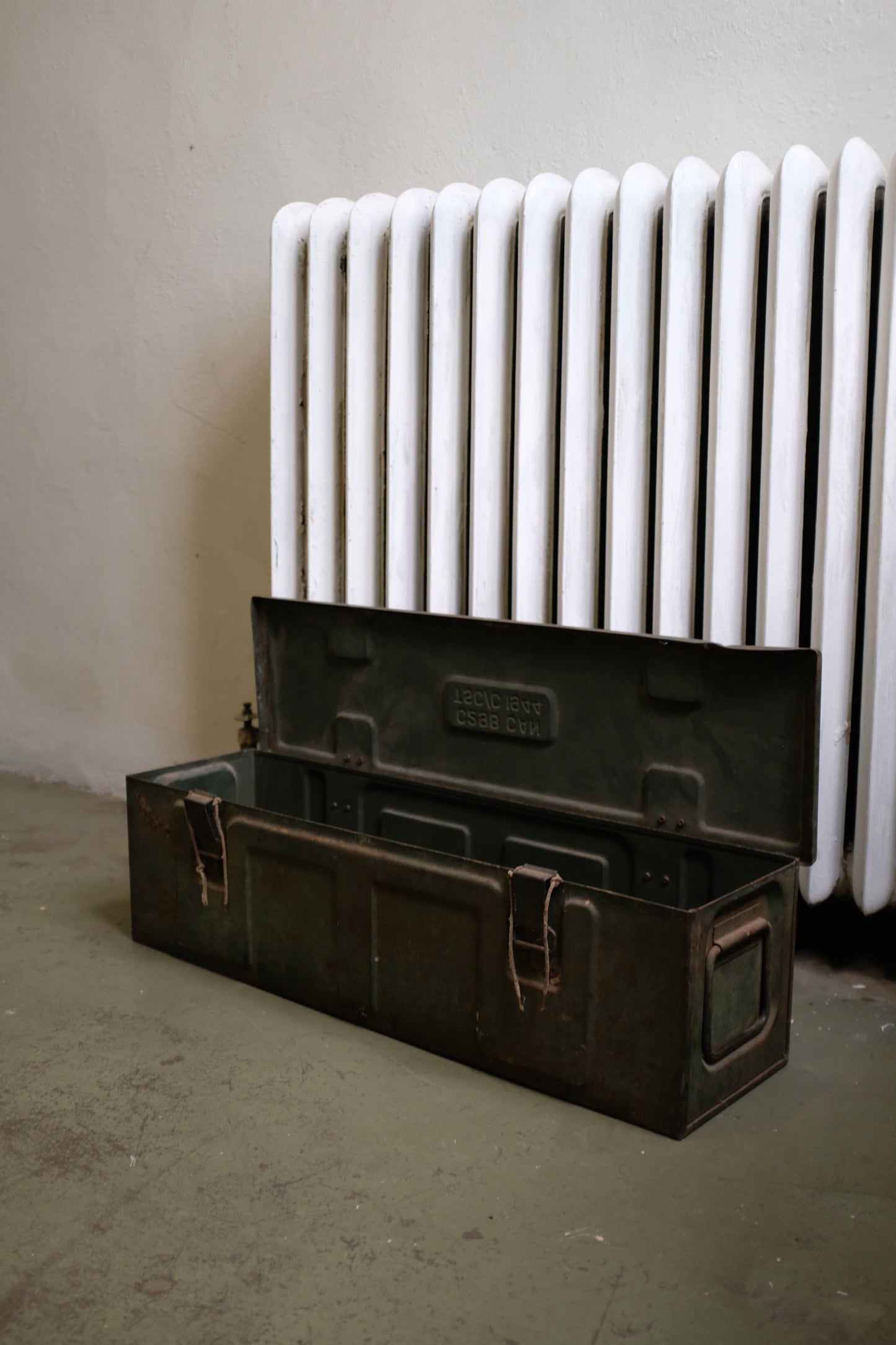 1944 Canadian Military Trunk