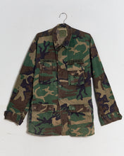 Load image into Gallery viewer, 1993 USMC Hot Weather Woodland Coat
