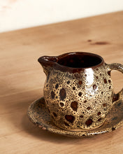 Load image into Gallery viewer, Bubble Ceramic Creamer and Plate Set
