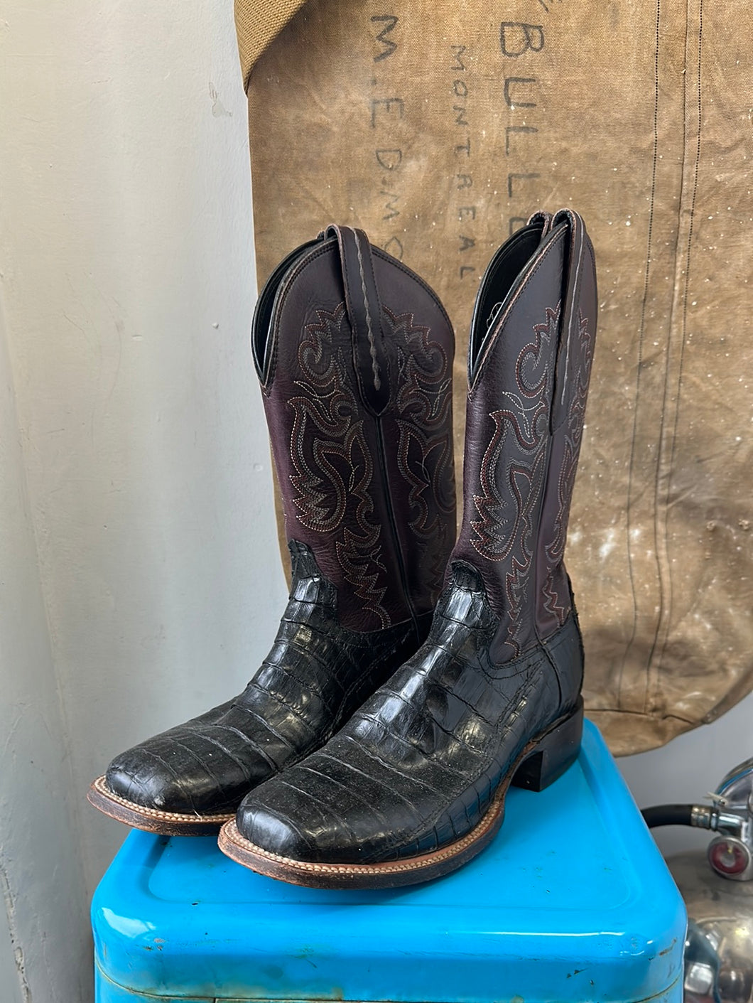 Lucchese Crocodile Cowboy Boots - Size 8 M 9.5 W