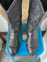 Load image into Gallery viewer, Justin Cowboy Boots - Black - Size 8 M 9.5 W
