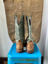 Load image into Gallery viewer, Horse Power Cowboy Boots - Brown/Green - Size 6/7 W
