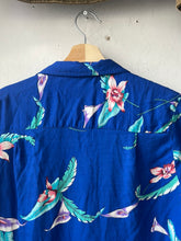 Load image into Gallery viewer, 1970s/&#39;80s Rayon Hawaiian Shirt

