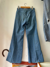 Load image into Gallery viewer, 1970s Rex Bell Bottoms - 26x30
