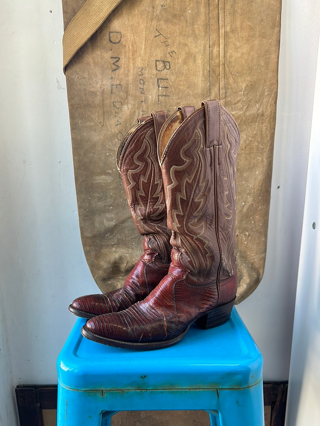 Justin Cowboy Boots - Tall Burgundy - Size 7.5 M 9 W