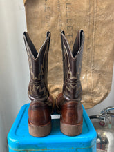 Load image into Gallery viewer, Justin Cowboy Boots - Black/Brown - Size 8 M 9.5 W
