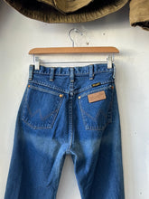 Load image into Gallery viewer, 1980s Wrangler Denim 26×35
