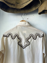 Load image into Gallery viewer, 1970s MWG Western Shirt
