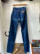 Load image into Gallery viewer, 1980s Wrangler Denim 26×35
