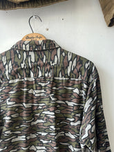 Load image into Gallery viewer, 1980s Hunting Camo Jacket
