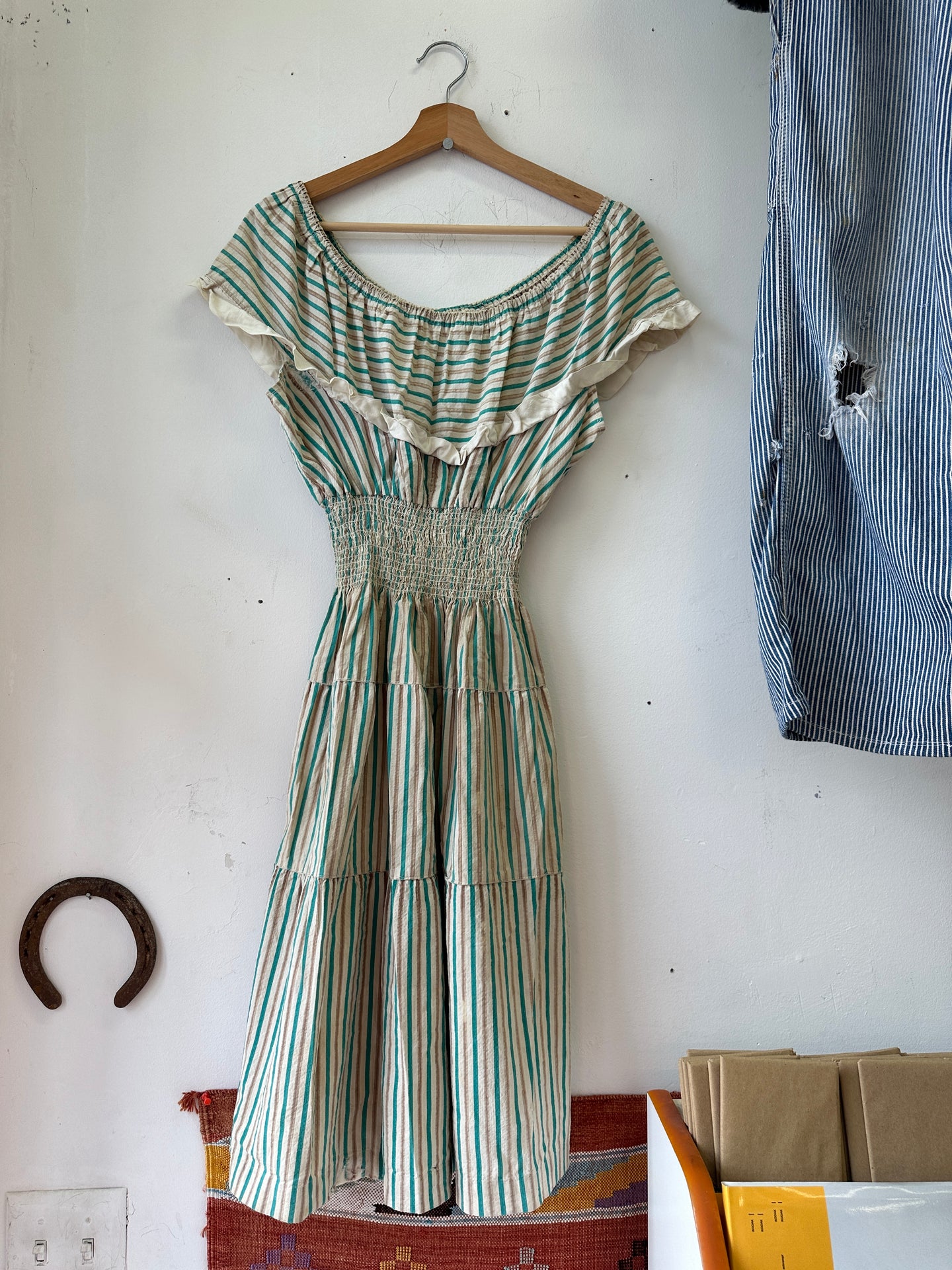 1940s Elastic Waist Ruffle Dress