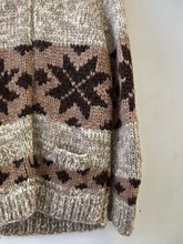 Load image into Gallery viewer, 1960s Snowflake Cowichan Sweater
