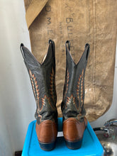 Load image into Gallery viewer, Larry Mahan’s Cowboy Boots - Size 9 M 10.5 W
