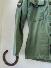 Load image into Gallery viewer, 1950s OG-107 Fatigue Shirt
