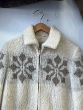 Load image into Gallery viewer, 1970s Eddie Bauer Wool Zip Up Sweater
