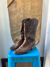 Load image into Gallery viewer, Unbranded Cowboy Boots - Brown - Size 8 M 9.5 W
