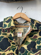 Load image into Gallery viewer, 1960s/70s Cropped Duck Camo Pullover
