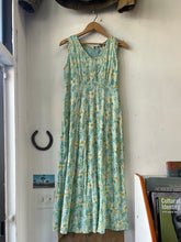 Load image into Gallery viewer, 1970s April Cornell Rayon Dress
