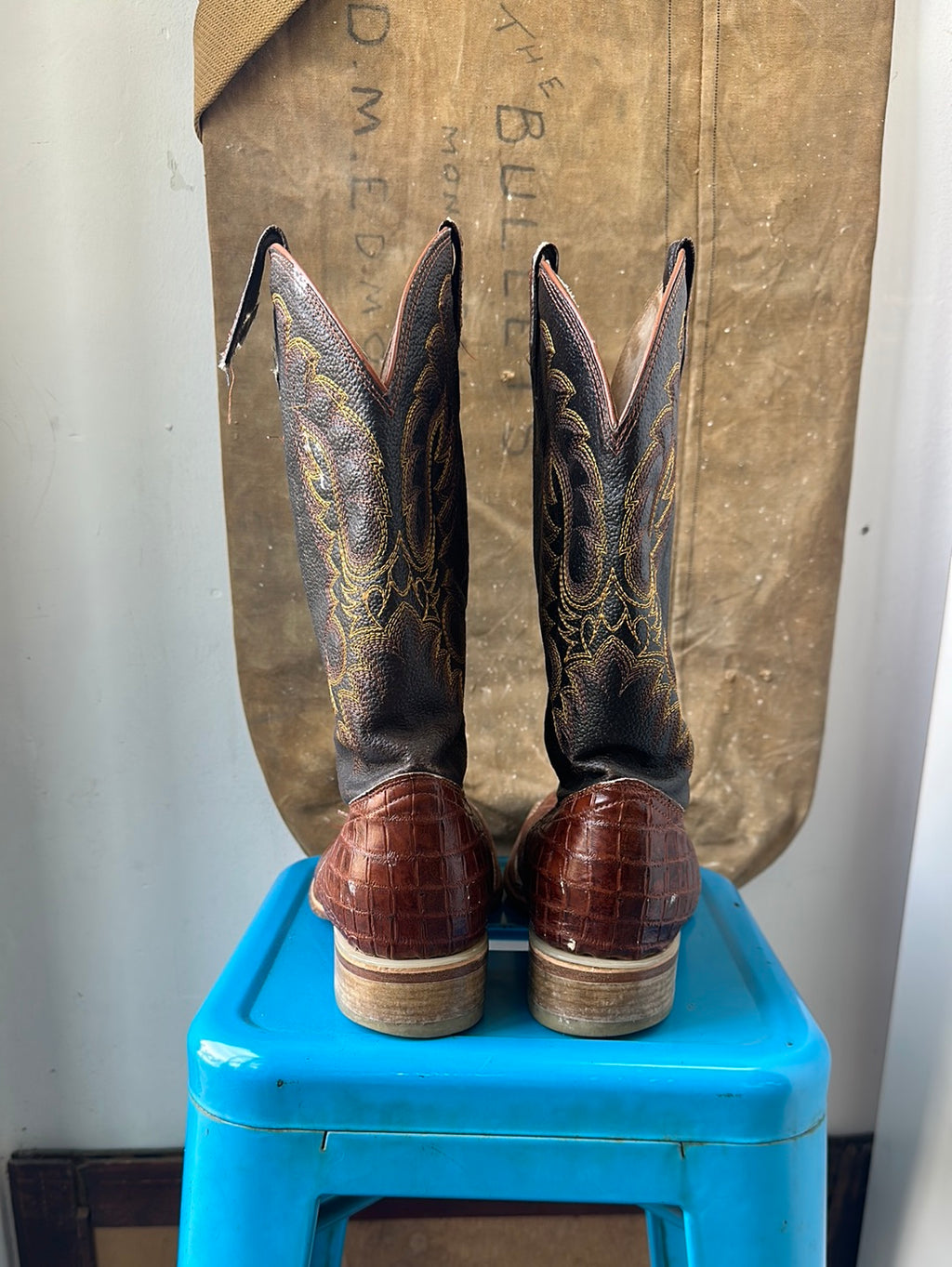 Mexico Crocodile Cowboy Boots - Size 9 M 10.5 W