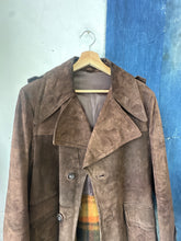Load image into Gallery viewer, 1970s Victoria Leather Trench
