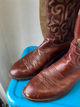 Load image into Gallery viewer, Justin Cowboy Boots - Red - Size 11 M 12.5 W

