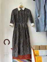 Load image into Gallery viewer, 1940s Collared Pleat Dress
