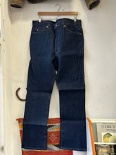 Load image into Gallery viewer, 1980s Deadstock Levi’s 517 Marked 38×34 -
