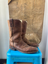 Load image into Gallery viewer, Justin Roper Boots - Brown - Size 7.5 M 9 W
