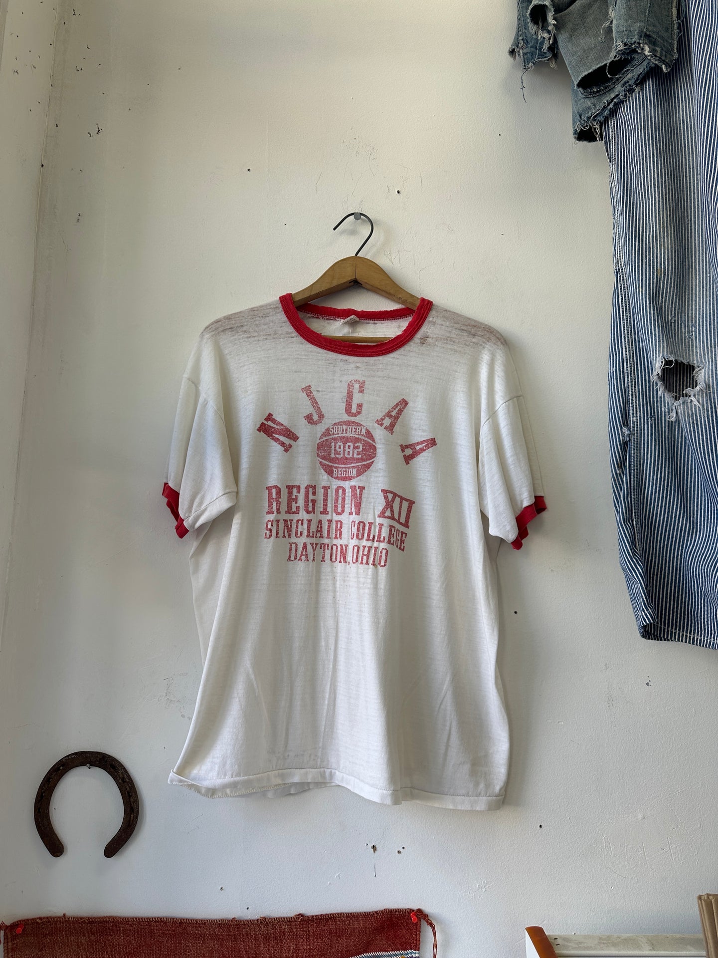 1982 Russell NJCAA Basketball Tee