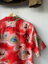 Load image into Gallery viewer, 1970s Hukilau Hawaiian Shirt

