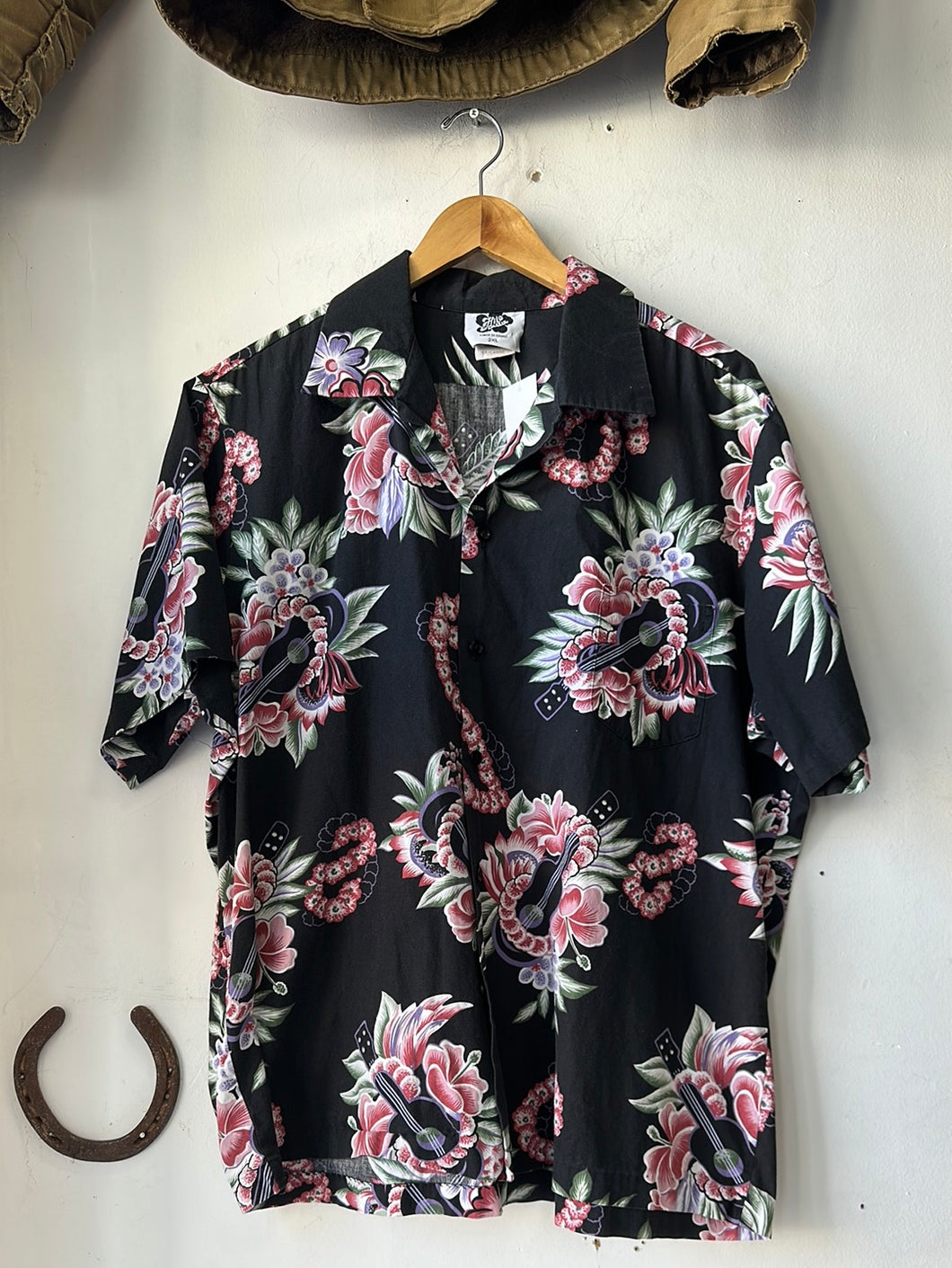 1980s Hilo Hattie Hawaiian Shirt