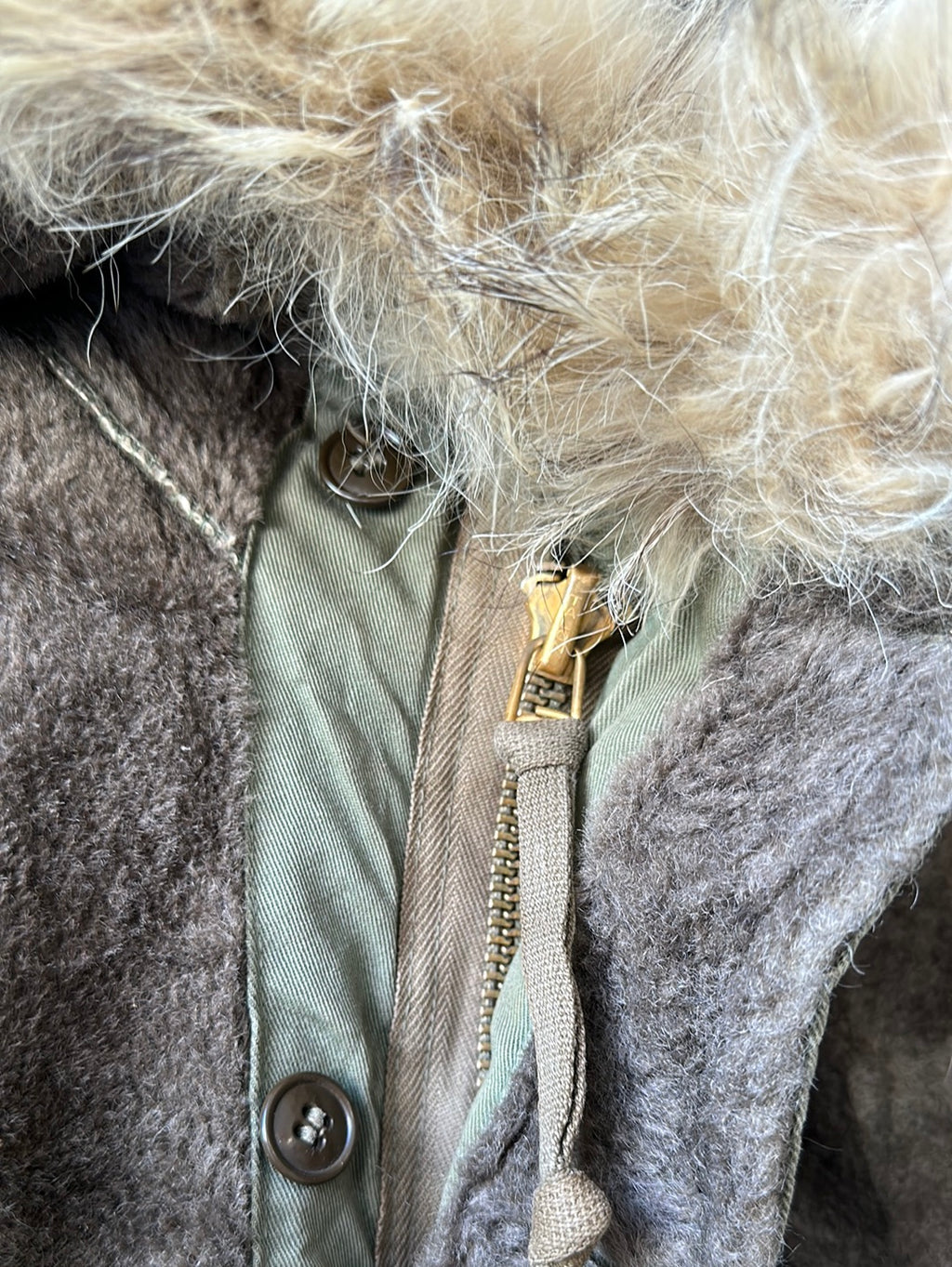 1940s M1943 Pile Liner w/ Coyote Fur Collar