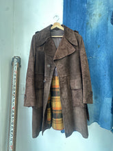 Load image into Gallery viewer, 1970s Victoria Leather Trench
