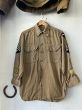 Load image into Gallery viewer, 1940s Military Officers Patched Shirt
