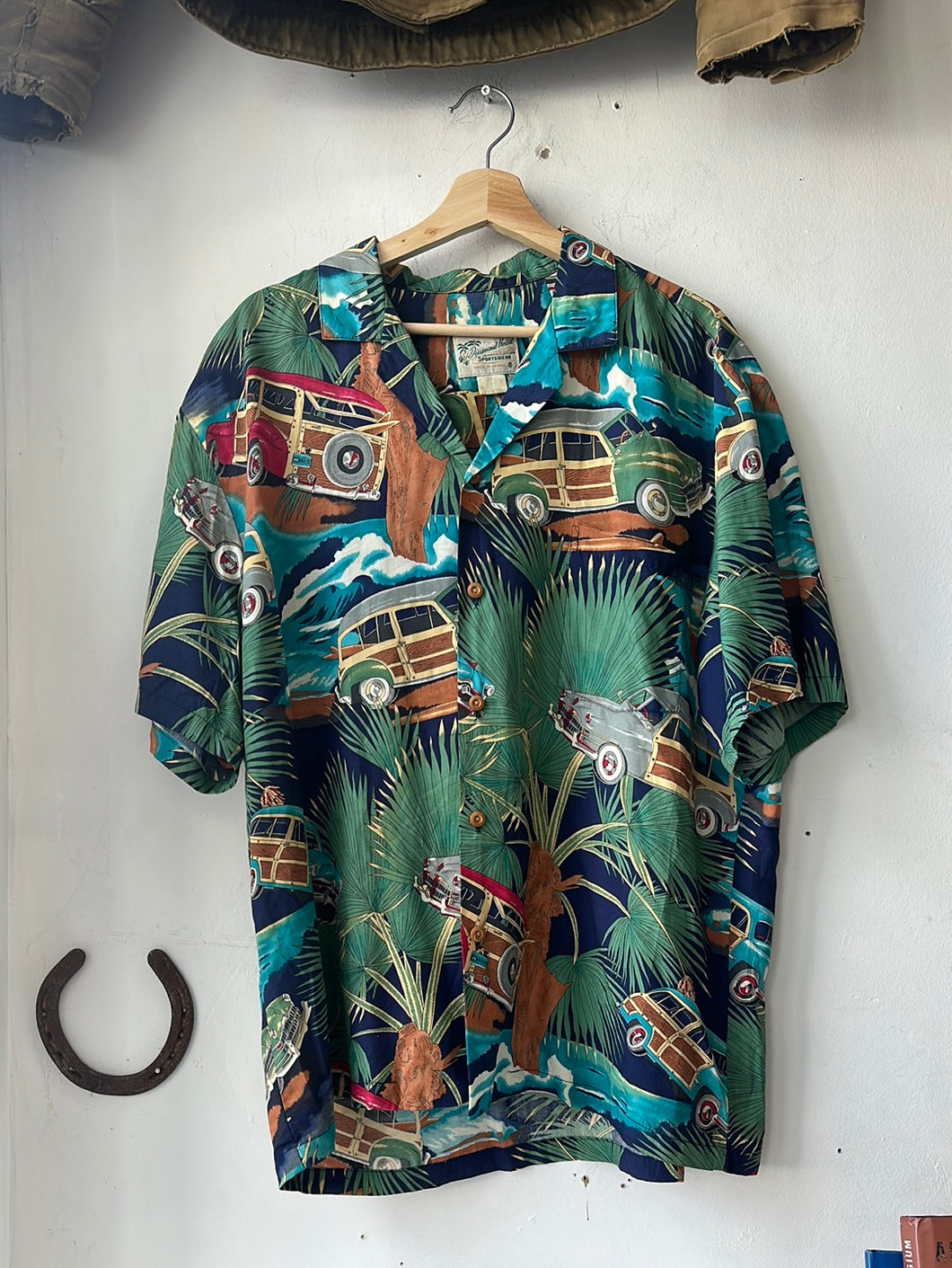 1990s Diamond Head Sportswear Rayon Hawaiian Shirt