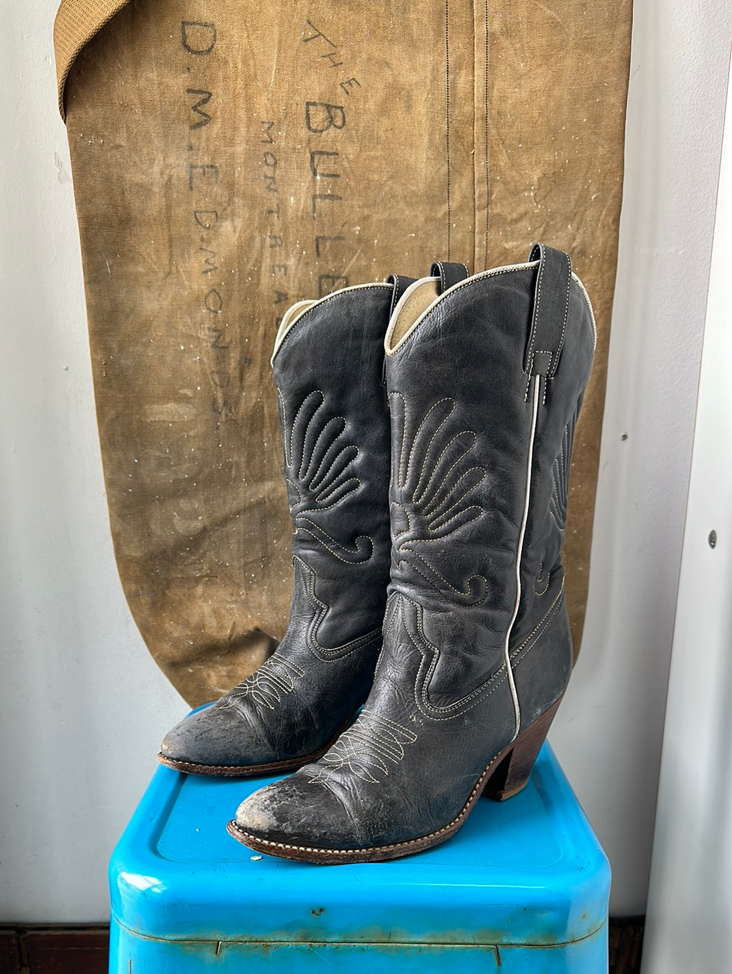 Brazilian Cowboy Boots - Grey - Size 6.5 M 7.5 W