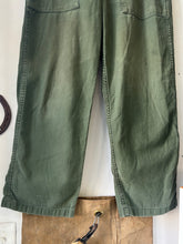 Load image into Gallery viewer, 1960s/70s OG-107 Cotton Sateen Trouser - 29x27
