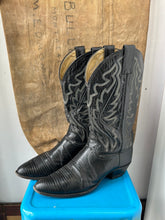 Load image into Gallery viewer, Justin Cowboy Boots - Tall Black - Size 12 M
