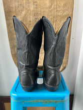 Load image into Gallery viewer, Unbranded Cowboy Boots - Black - Size 12/13 M
