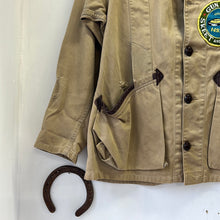 Load image into Gallery viewer, 1950s/60s Hunting Jacket - 42
