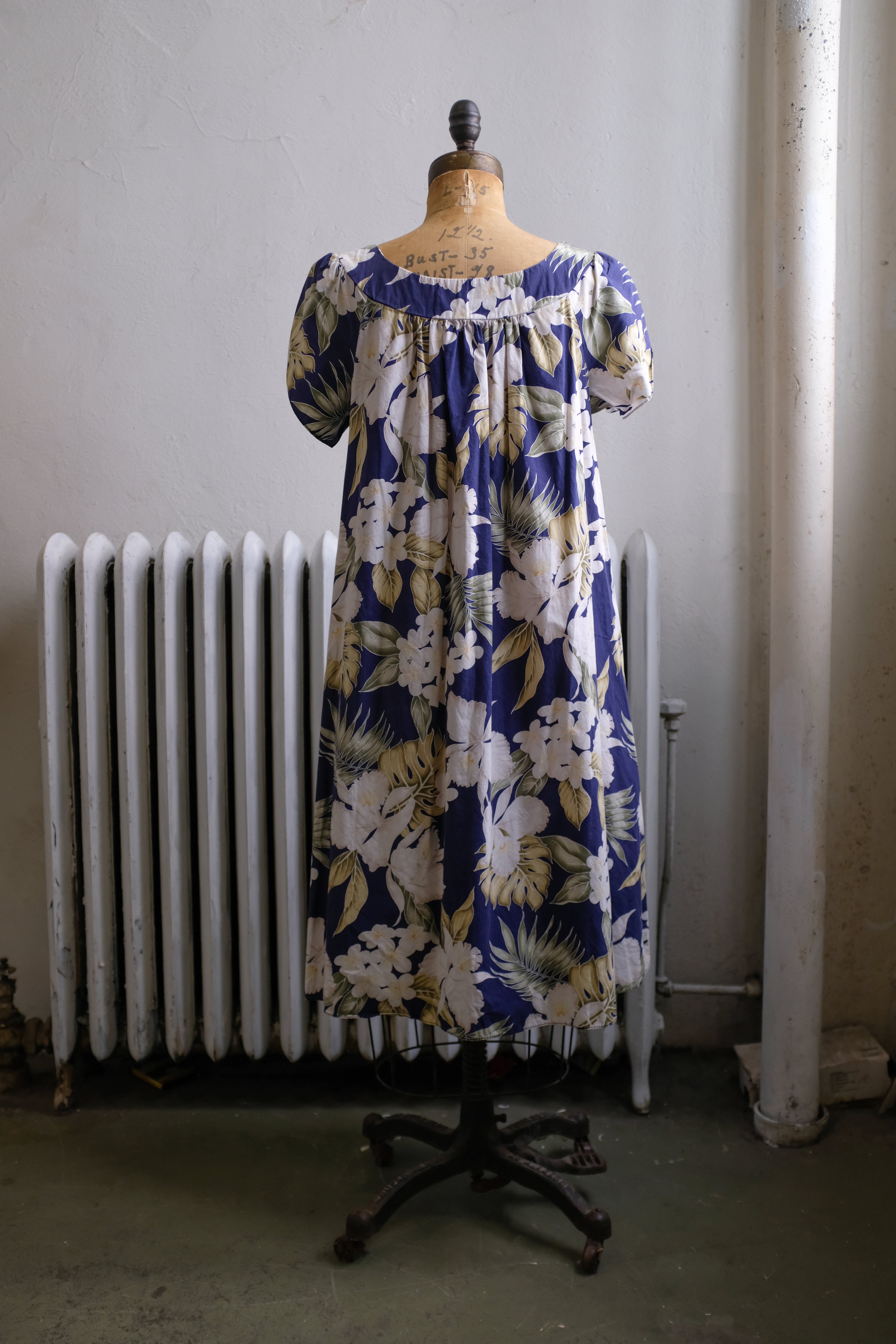 1980s Hawaiian Dress