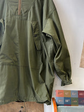 Load image into Gallery viewer, Deadstock 1950s L.L. Bean Mountain (Labrador) Anorak
