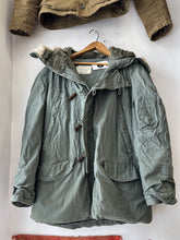 Load image into Gallery viewer, 1982 USAF N-3B Cold Weather Parka
